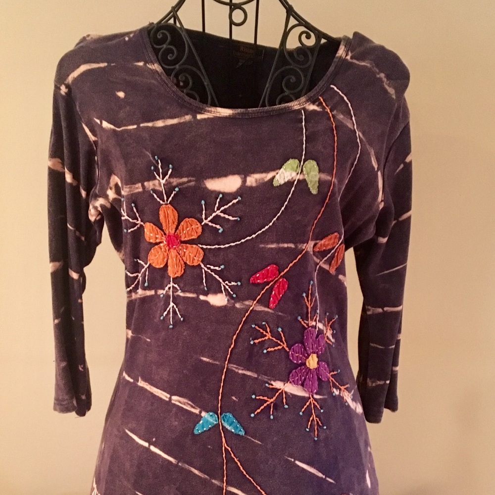 Retro Multi Faceted Top